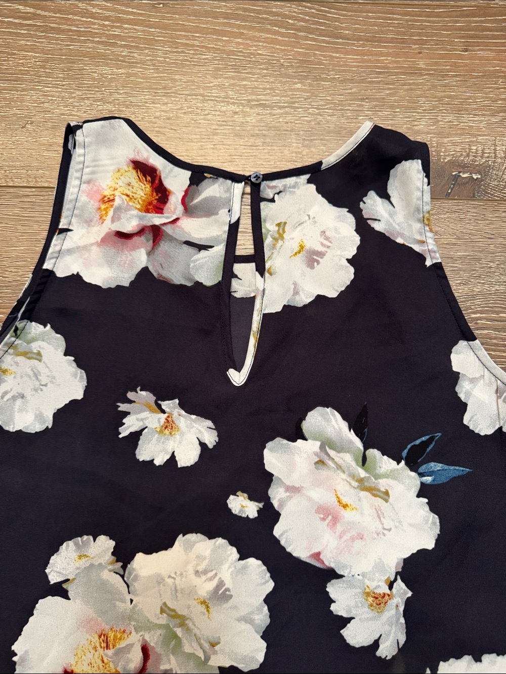 Dalia Navy Floral Sleeveless Camisole with White Blooms Medium - Picture 7 of 7